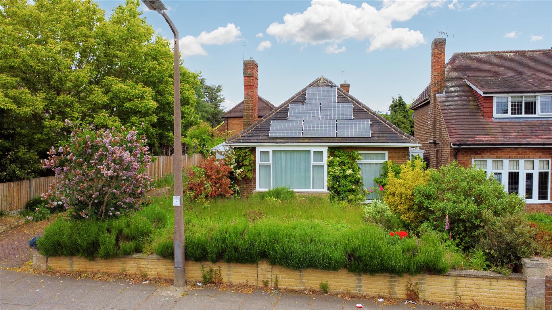 Moor Lane, Bramcote, Nottingham Robert Ellis Estate Agents